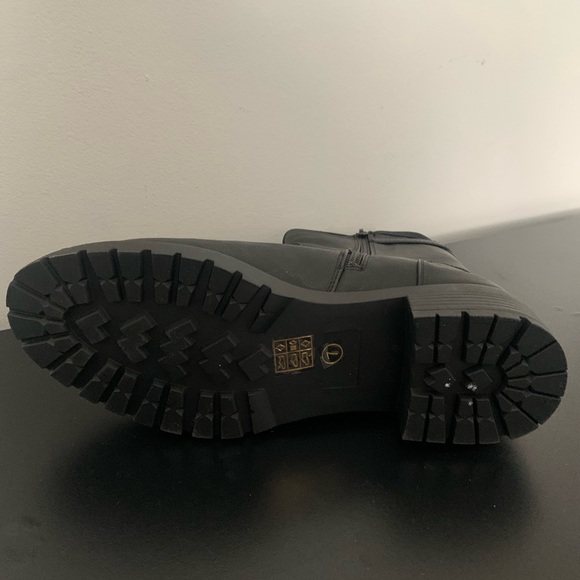 combat boots - Picture 4 of 4